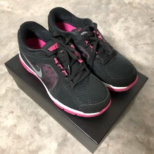 Nike Dual Fusion Sneakers - Size 6